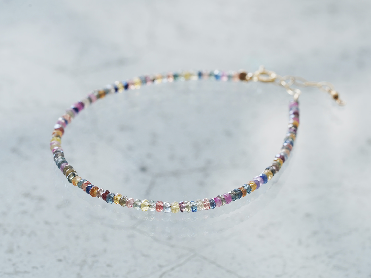 Multi sapphire string bracelet /マルチサファイア