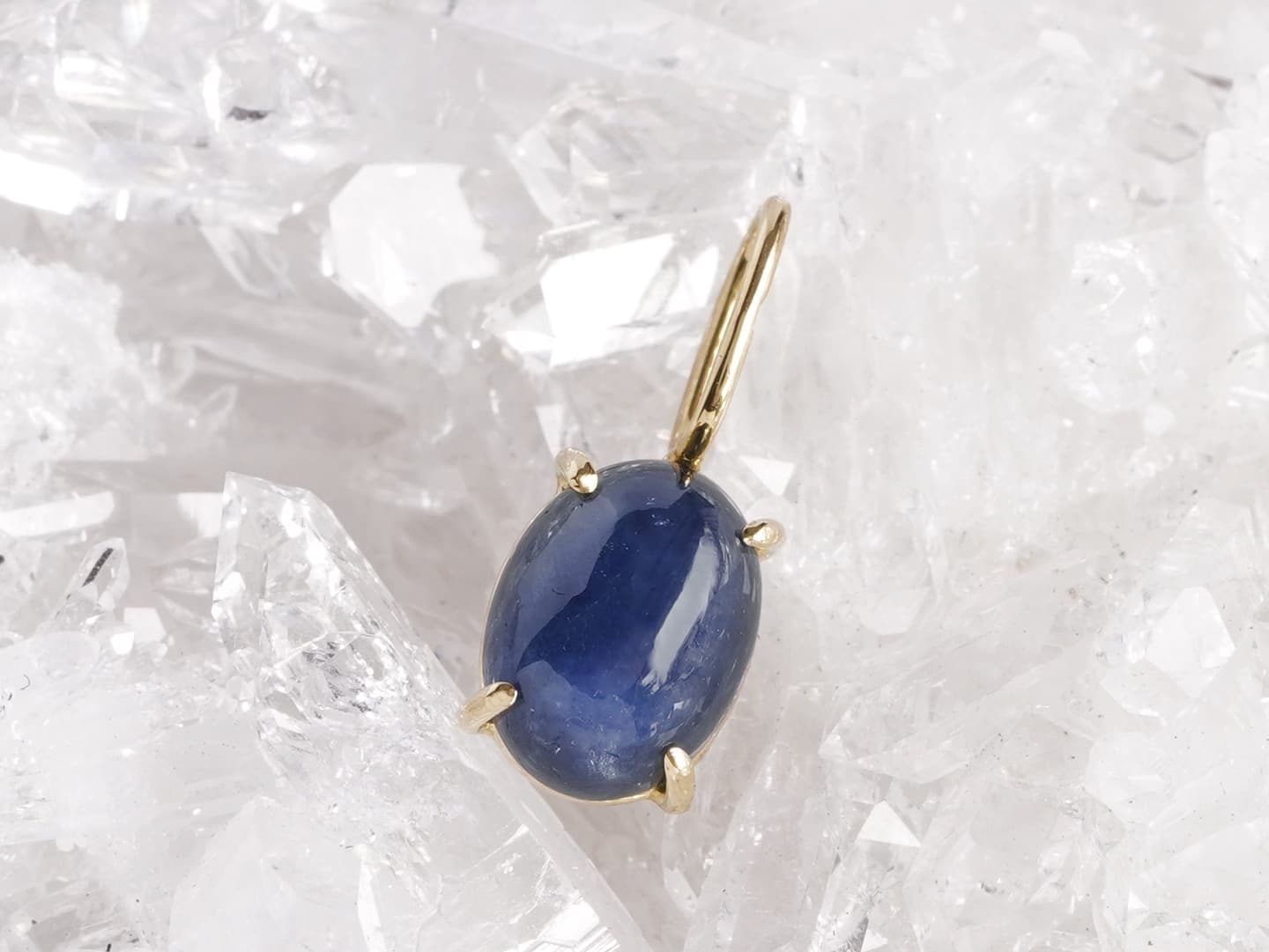 Blue sapphire charm 2.19 /ブルーサファイア