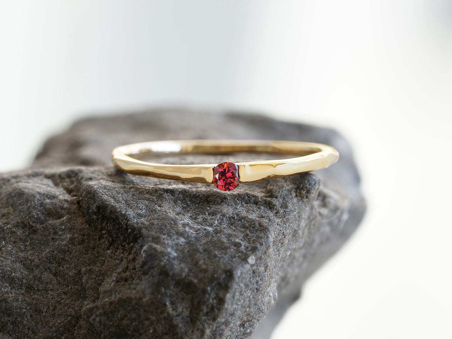 Red spinel round pinky ring /レッドスピネル