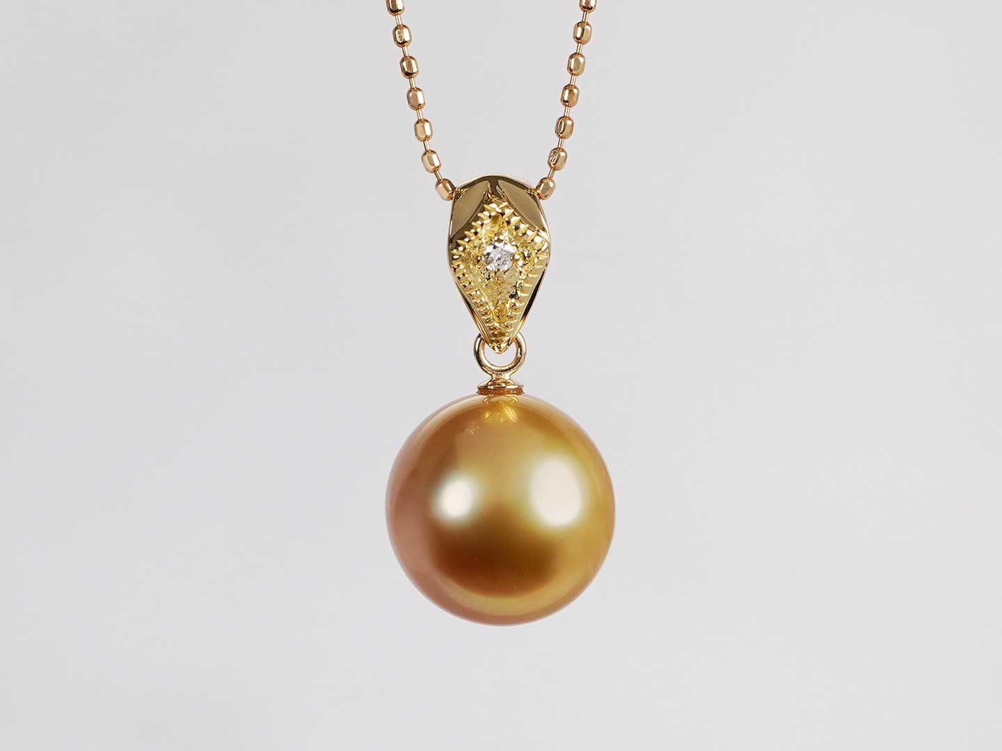 Gold pearl × Diamond charm .2mm /ゴールド真珠パール