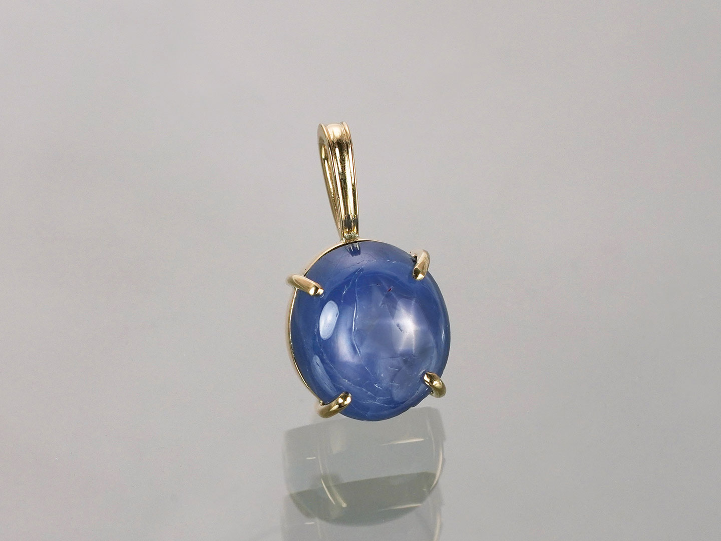 Star blue sapphire charm 4.21 /スターブルーサファイア