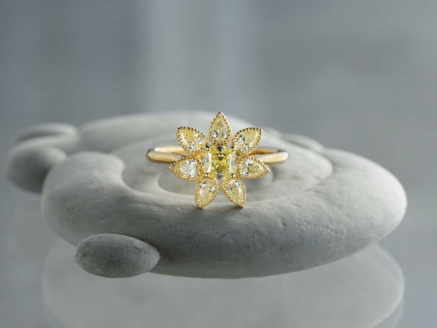 Yellow diamond ring 1.21 /イエローダイヤモンド | Hariqua ...